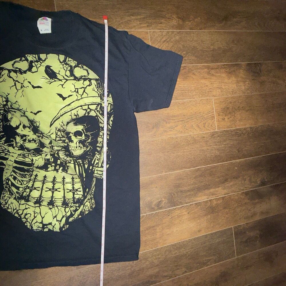 Fruit Of The Loom Y2K Glow N The Dark Skull ART T Shirt M Horror Punk - Picture 5 of 5